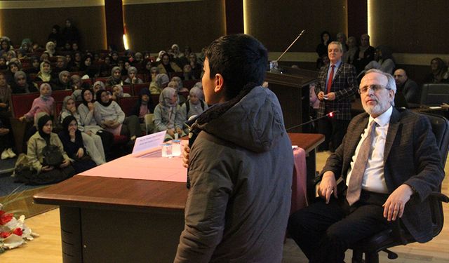 Başkan Yardımcısı Karslı, Erzurum’da Kur’an kursu öğrencileriyle buluştu