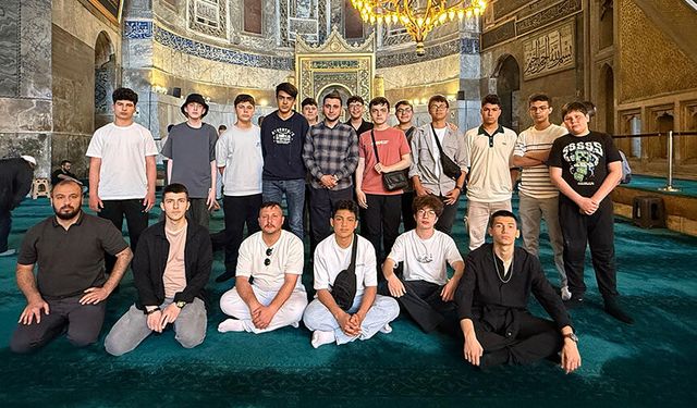 Mengen Diyanet Gençlik İstanbul’un manevi atmosferinde buluştu