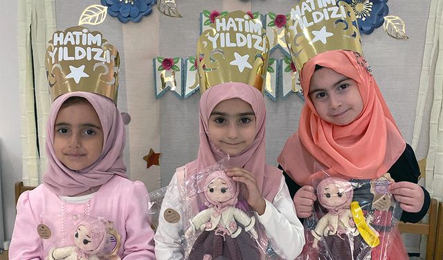 Pendik’te 4-6 yaş öğrencilerinden hatim programı