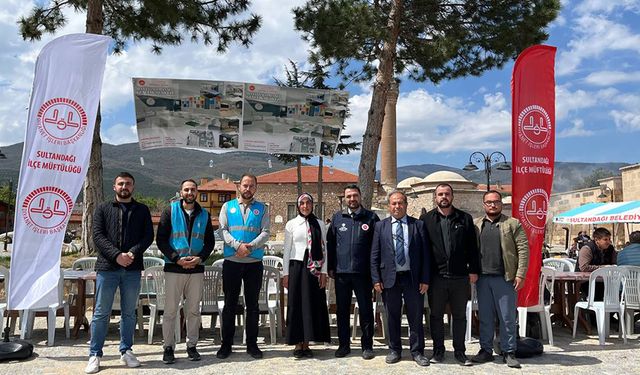 Sultandağı'nda gençlik için hayır çarşısı düzenlendi