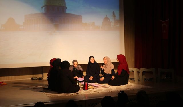 Müftülüğün "Mescid-i Aksa ve Umut" tiyatrosu ilgi gördü
