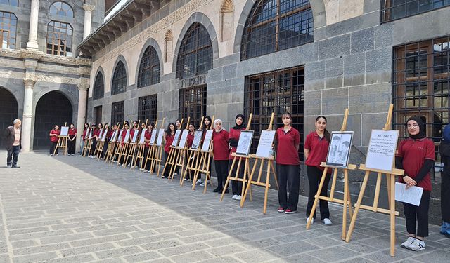 Tarihi Ulu Cami'de değerler sergisi açıldı