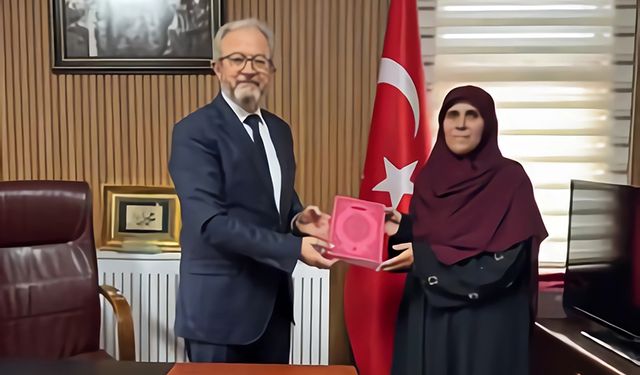 44 Yaşında hafız oldu