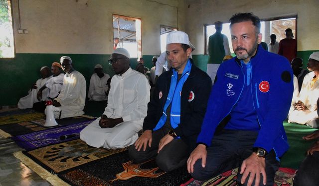 TDV gönüllüleri Madagaskar'dan duygu dolu anılarla ayrıldı