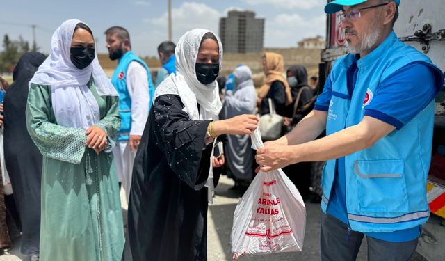 Türkiye Diyanet Vakfı, Afganistan'da yaklaşık 200 bin ihtiyaç sahibine kurban eti ulaştırdı