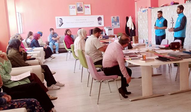 Çaldıran'da vekaletle kurban bilgilendirmesi gerçekleşti