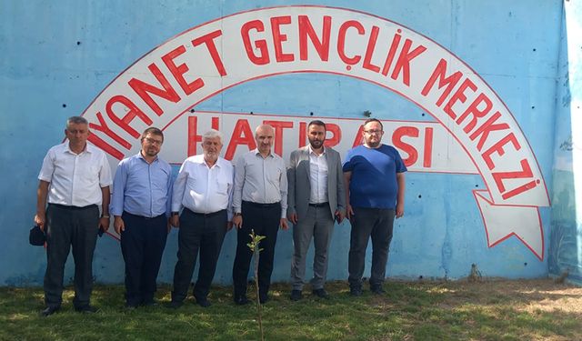 Gediz'de gençlik hizmetleri değerlendirildi