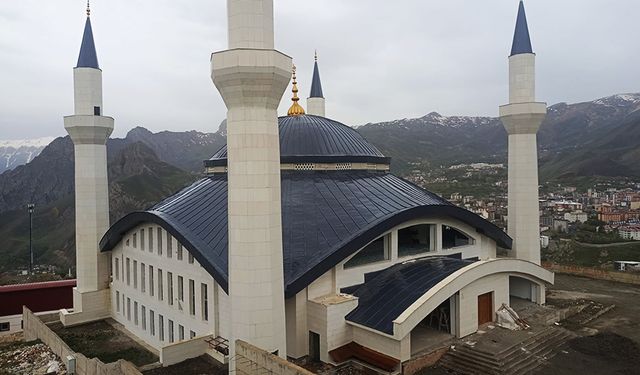 Hakkari Üniversite Camii'nde sona gelindi