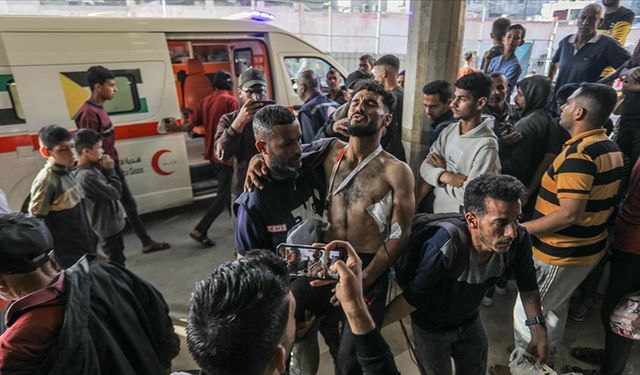 İşgalciler yardım bekleyenlere saldırdı 31 kişi şehit oldu