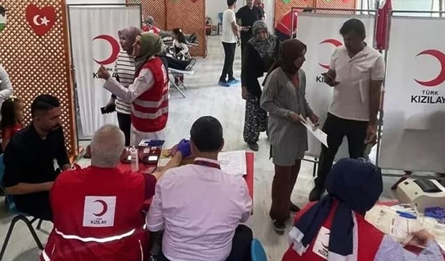 Akşehir'de Kur'an kursu kan bağışı kampanyası düzenledi