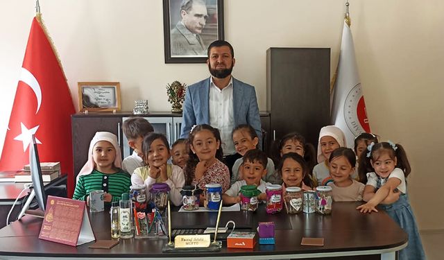 Halkapınar'da minikler Filistin'e destek oldu