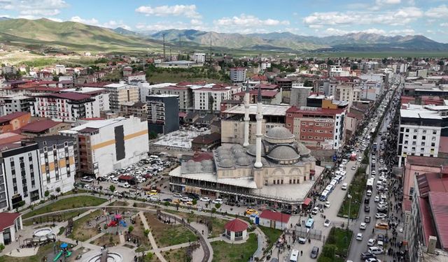 Yüksekova Müftülüğü'nde nikah yoğunluğu yaşanıyor