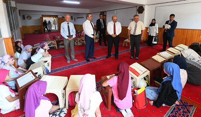 Vali Ustaoğlu, Yaz Kur'an Kursu öğrencileriyle buluştu