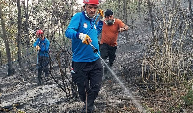 Düzce'deki gönüllü din görevlilerinden yangına müdahale