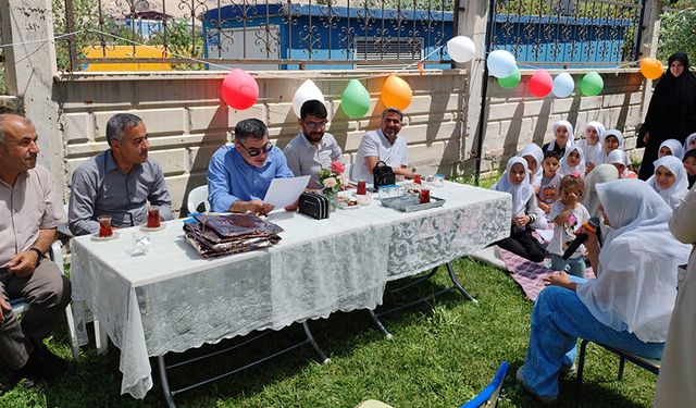 İpekyolu'nda Hadis Okuma şenliği