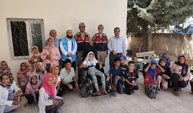 Kur'an aşkıyla engel tanımadı