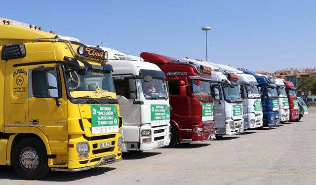 Konya'dan depremzede çiftler için 9 tır yardım gönderildi