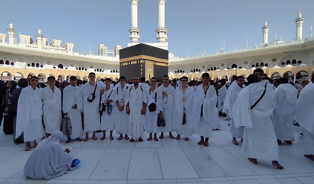 Kur’an Eğitim Merkezi öğrencileri mübarek topraklarda