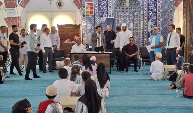 Kahta ve Besni'de öğrenciler bilgide yarıştı