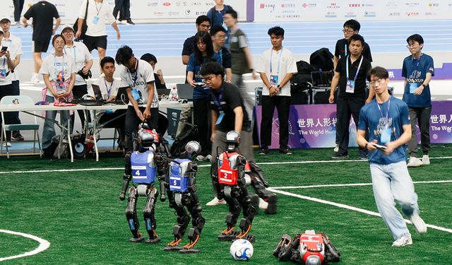 Çin'de Dünya İnsansı Robot Oyunları başladı