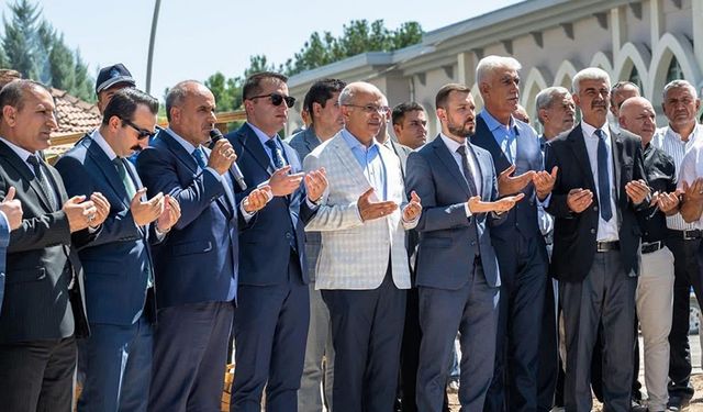 Yazıhan Merkez Camii'nin temeli atıldı