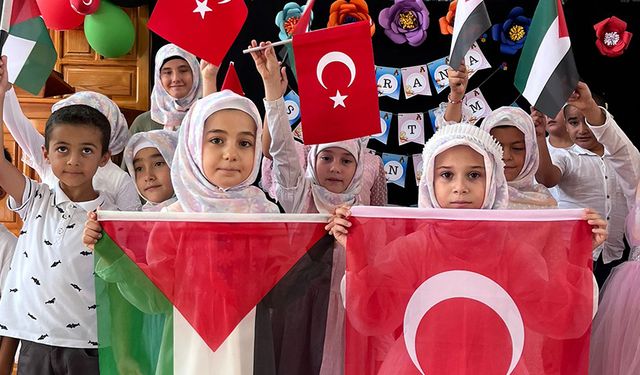 Anamur'da Kur'an'a geçen çocuklardan Filistin'e destek