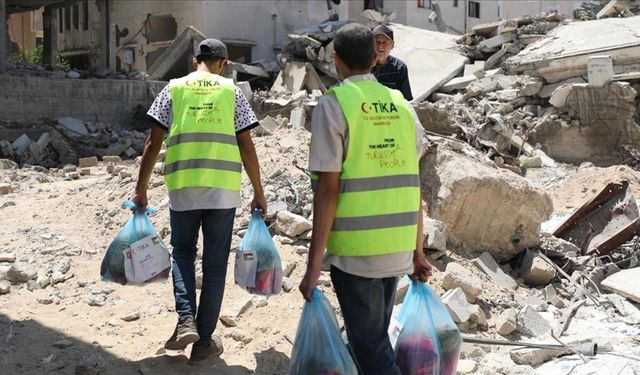 TİKA, açlıkla mücadele eden Gazzelilere gıda yardımlarını sürdürüyor