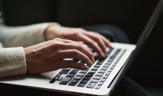 Türkiye'de internet kullananların oranı bu yıl yüzde 90,9'a yükseldi