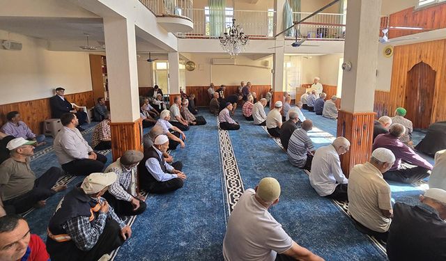 Feke'de Gazze için dua edildi