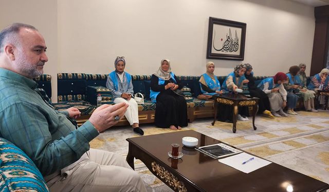 Üniversiteli gençler müftülükte staj deneyimiyle Diyanet'i tanıdı