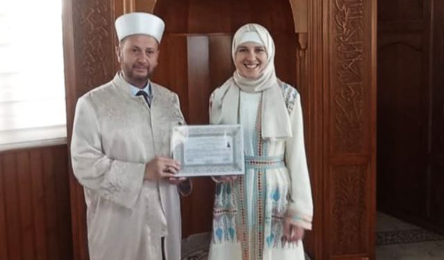 Romanyalı kadın Pamukkale'de Müslüman oldu