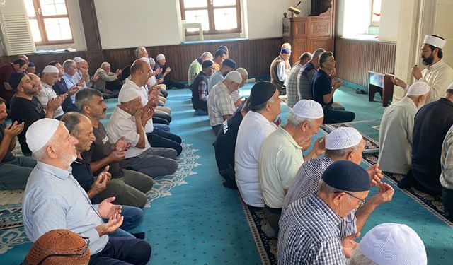 Espiye’de şehitler dualarla anıldı