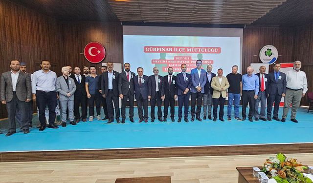 Gürpınar'da "Peygamberimiz ve Aile" konferansı