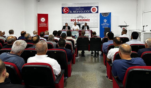 Iğdır'da kanaat önderleri Mevlid-i Nebi gündemiyle toplandı