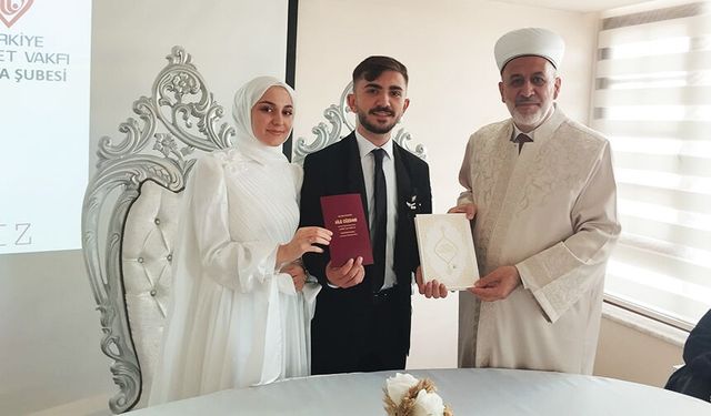 Isparta'da yılın çiftinin nikahı kıyıldı