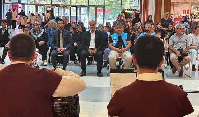 AVM'de Mevlid-i Nebi coşkusu