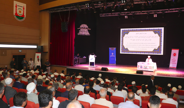 Şanlıurfa'da "Peygamberimiz ve Aile Ahlakı" konferansı