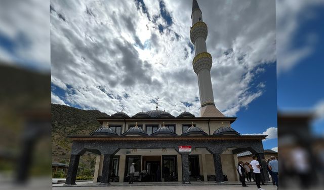 Zeytin Ali Kemal Yüksel Camii dualarla açıldı