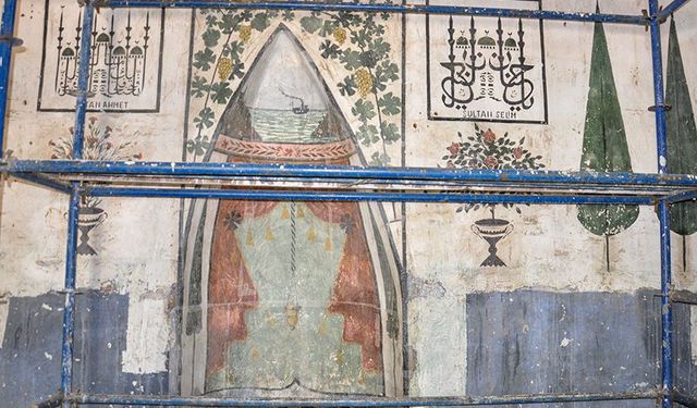İzmir Lübbey'deki tarihi cami onarılıyor