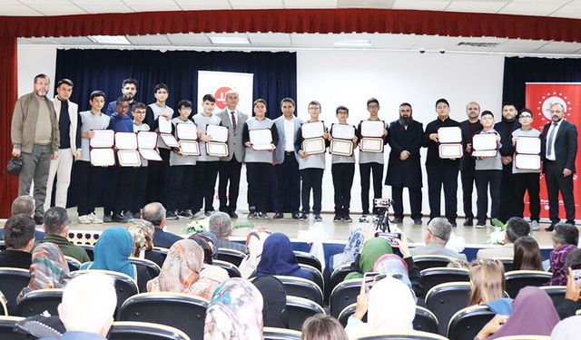 Çankırı'da hafızlar belgelerine kavuştu