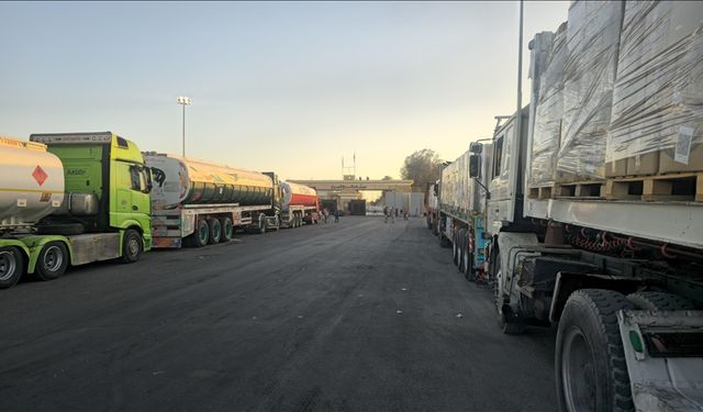 Gazze'nin "dünyaya açılan kapısı" Refah'ta belirsizlik sürüyor