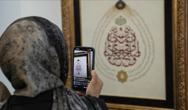 "Aile Hüsn-i Hat" sergisinin gelirleri Gazze'ye bağışlanacak