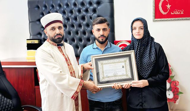 İrlanda vatandaşı Derik'te Müslüman oldu