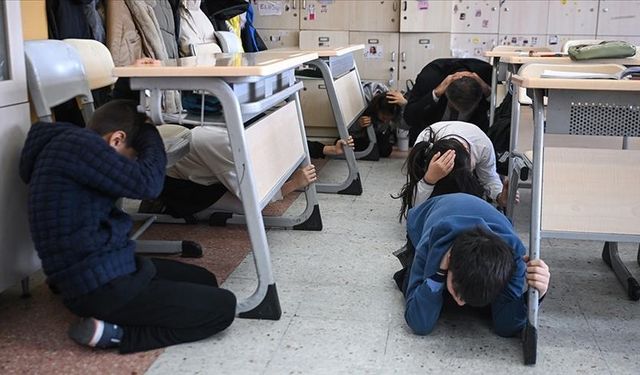 MEB afetlere karşı okullarda eş zamanlı tatbikat uygulayacak