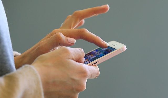Sosyal medyada olumsuz içeriklere odaklanmak beden ve ruh sağlığını tehdit ediyor