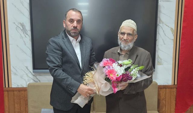 Müftü Çakmakçı'dan öğretmenine vefa