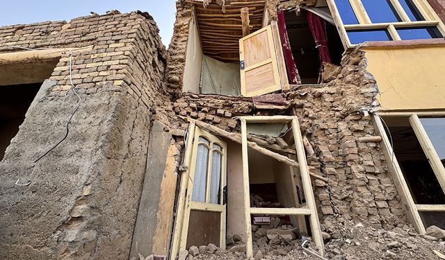 Afganistan'da meydana gelen 6,3 büyüklüğündeki depremde 19 kişi hayatını kaybetti