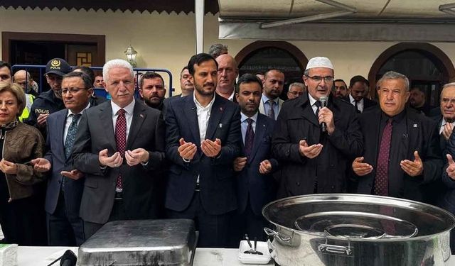 Geleneksel Türbe Dede ikram programı gerçekleşti