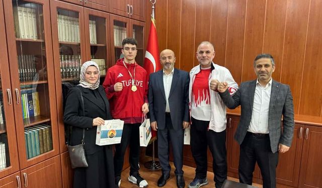 Wushu şampiyonundan müftülüğe vefa ziyareti