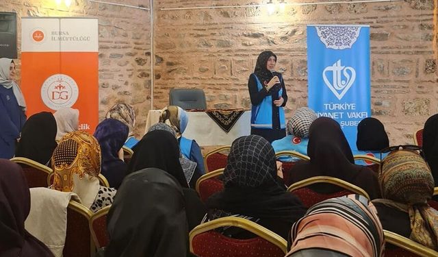 Bursa'da hacı hanımlar buluştu